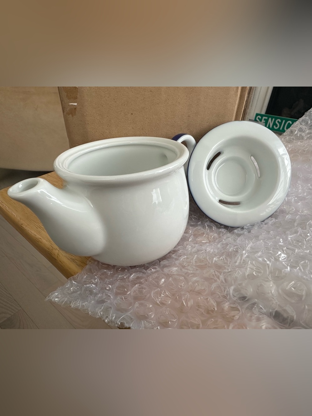 4/$20 Ceramic egg separator
